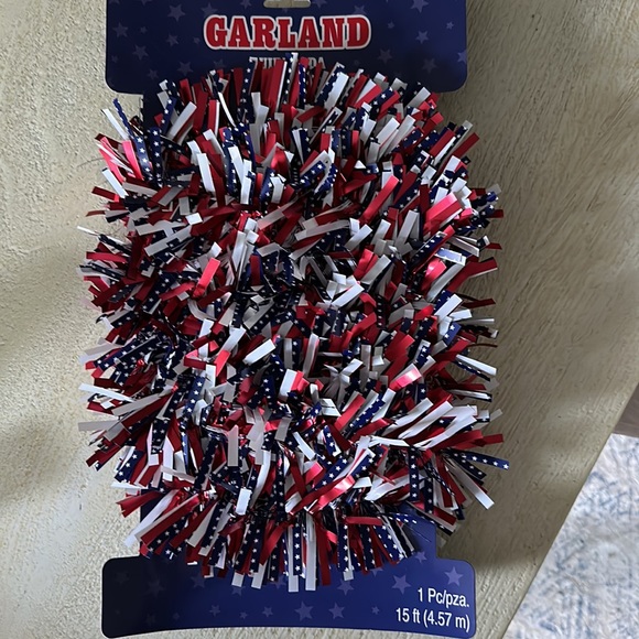 Memorial Day/ Fourth of July garland - Picture 3 of 4